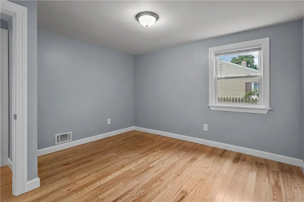150 Dickens Street Warwick RI 02886