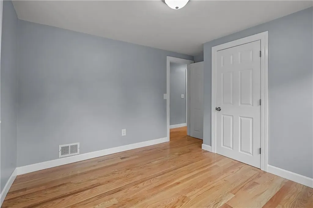 150 Dickens Street Warwick RI 02886