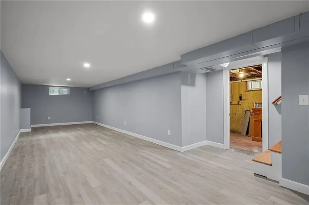 150 Dickens Street Warwick RI 02886