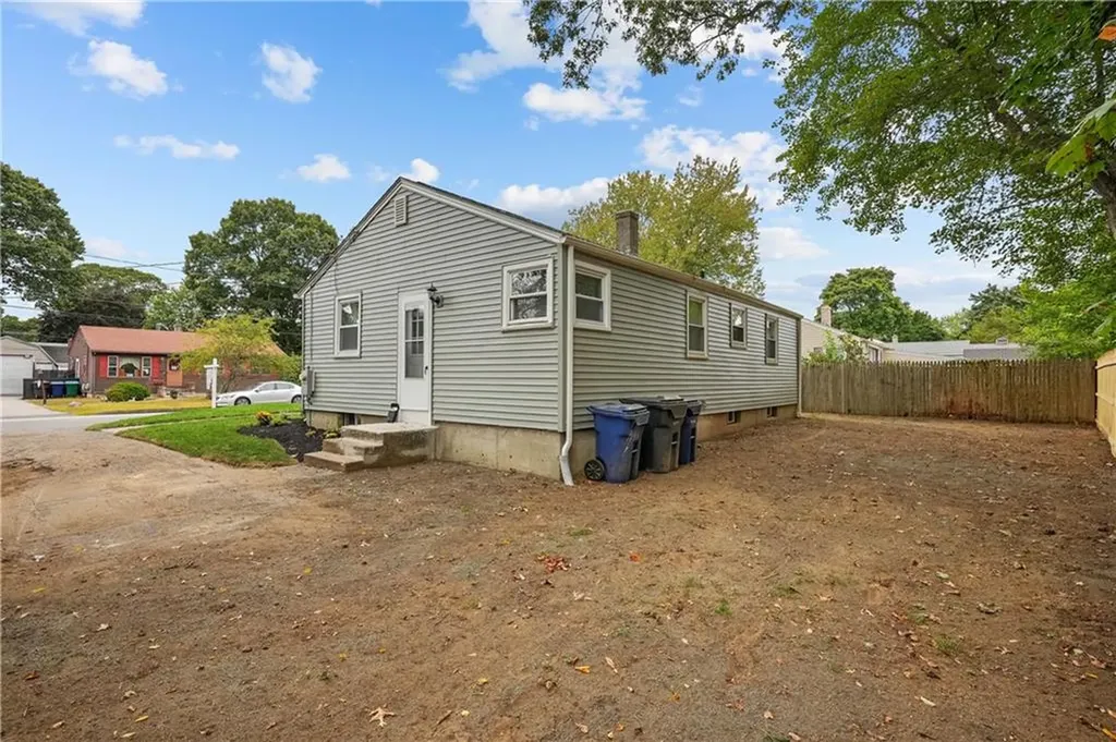 150 Dickens Street Warwick RI 02886