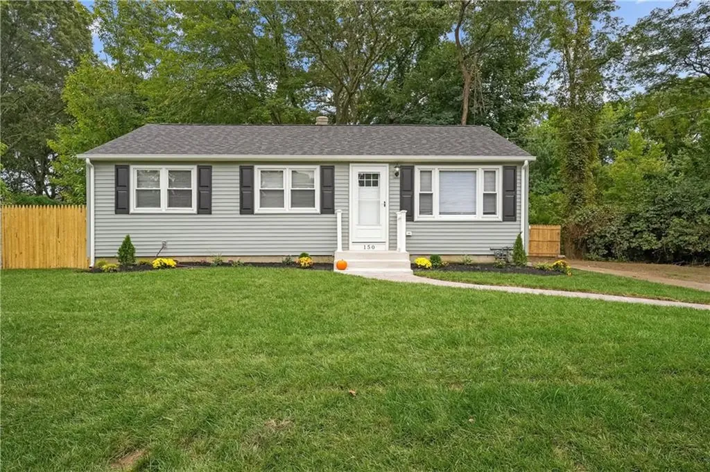 150 Dickens Street Warwick RI 02886