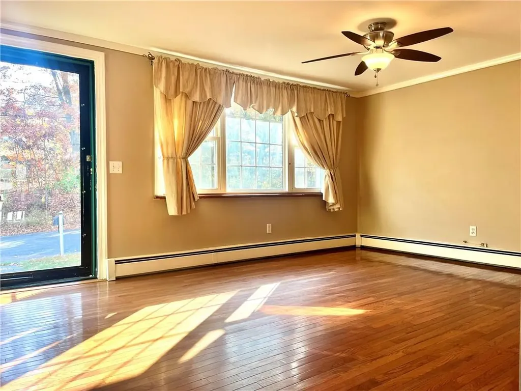 91 Macarthur Boulevard Coventry RI 02816