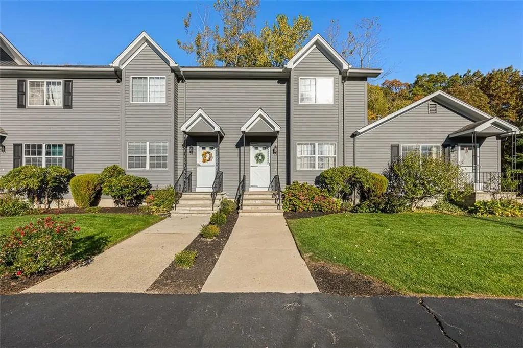 2 Magnum Court Smithfield RI 02917