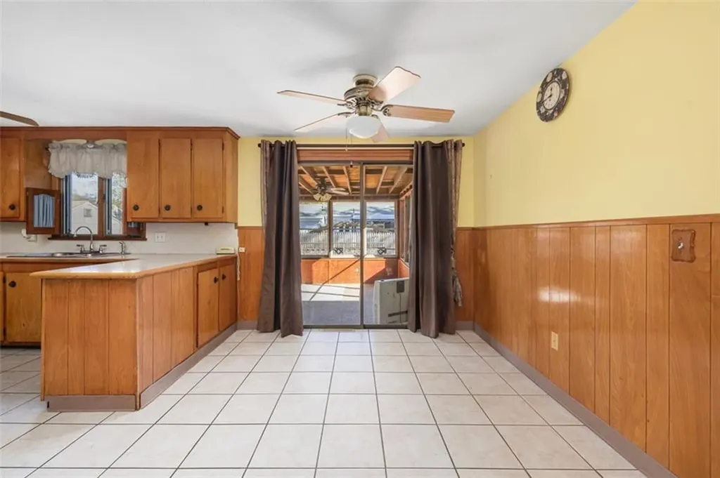 54 Irma Avenue Warwick RI 02889