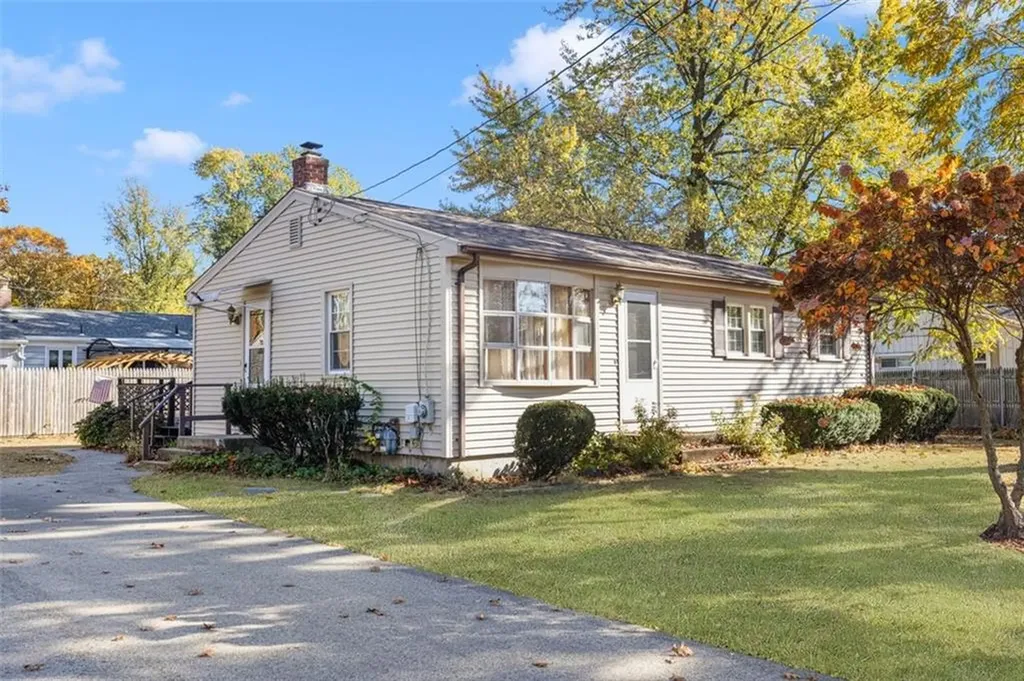 54 Irma Avenue Warwick RI 02889