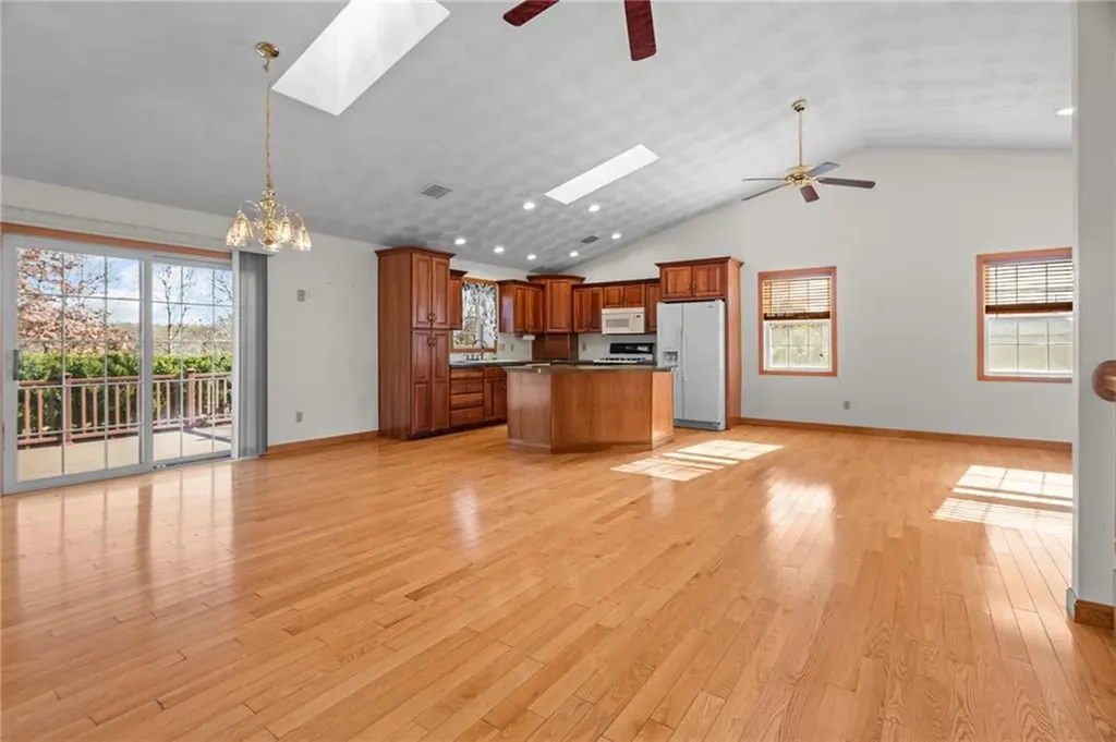 39 Curran Road Cumberland RI 02864