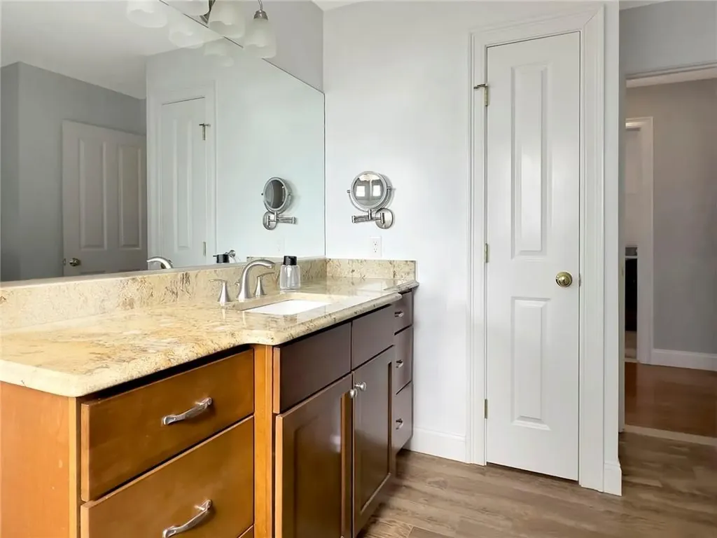 10 Deer Run Road Bristol RI 02809