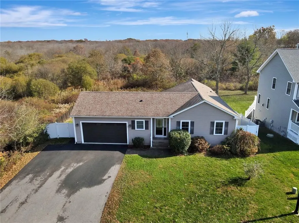 10 Deer Run Road Bristol RI 02809