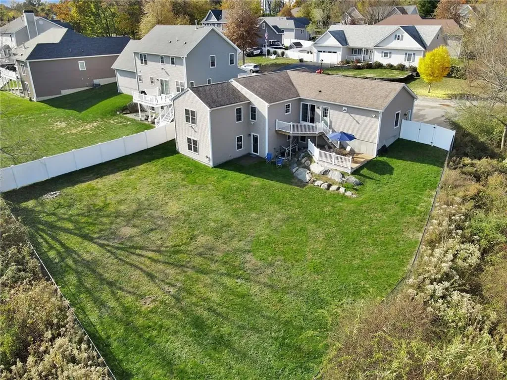 10 Deer Run Road Bristol RI 02809