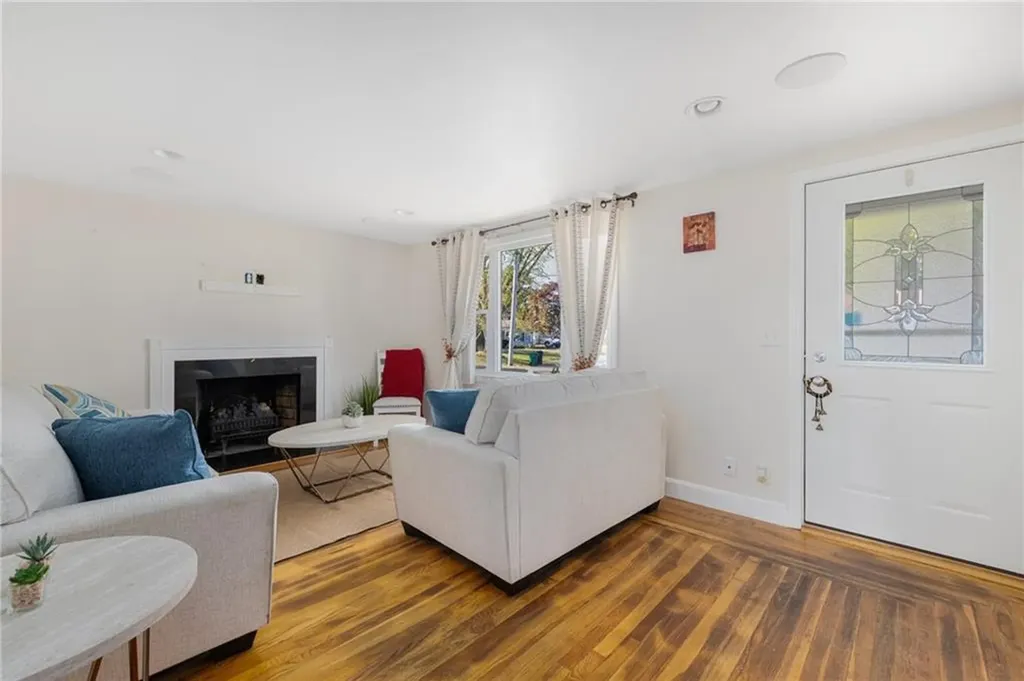 142 Missouri Drive Warwick RI 02886