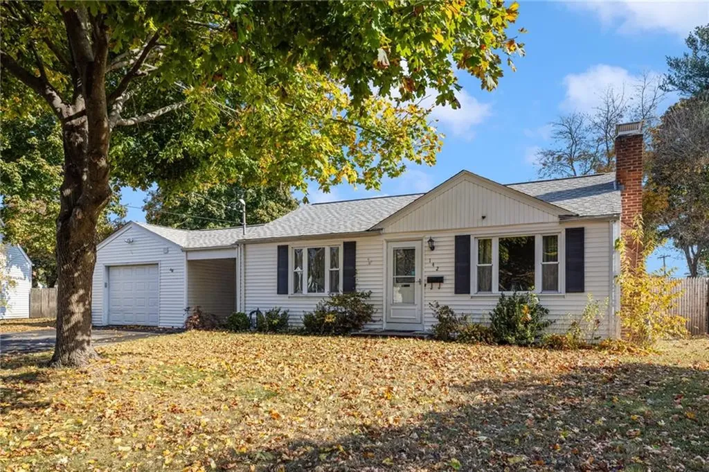142 Missouri Drive Warwick RI 02886