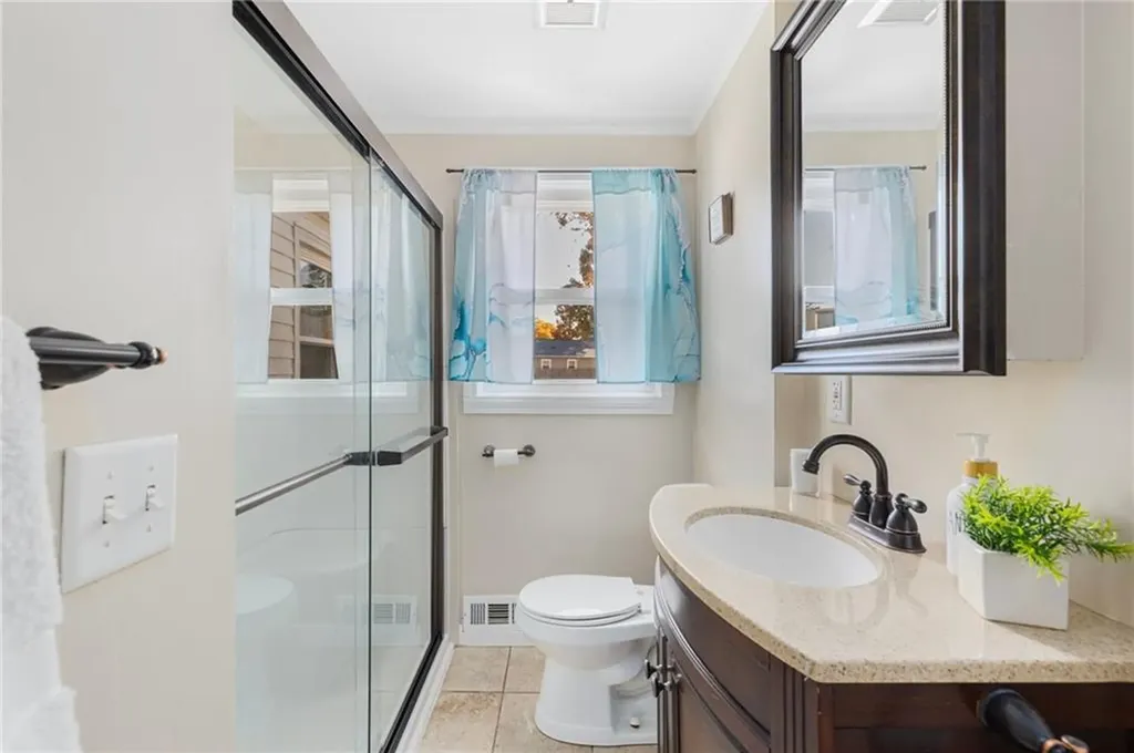 142 Missouri Drive Warwick RI 02886