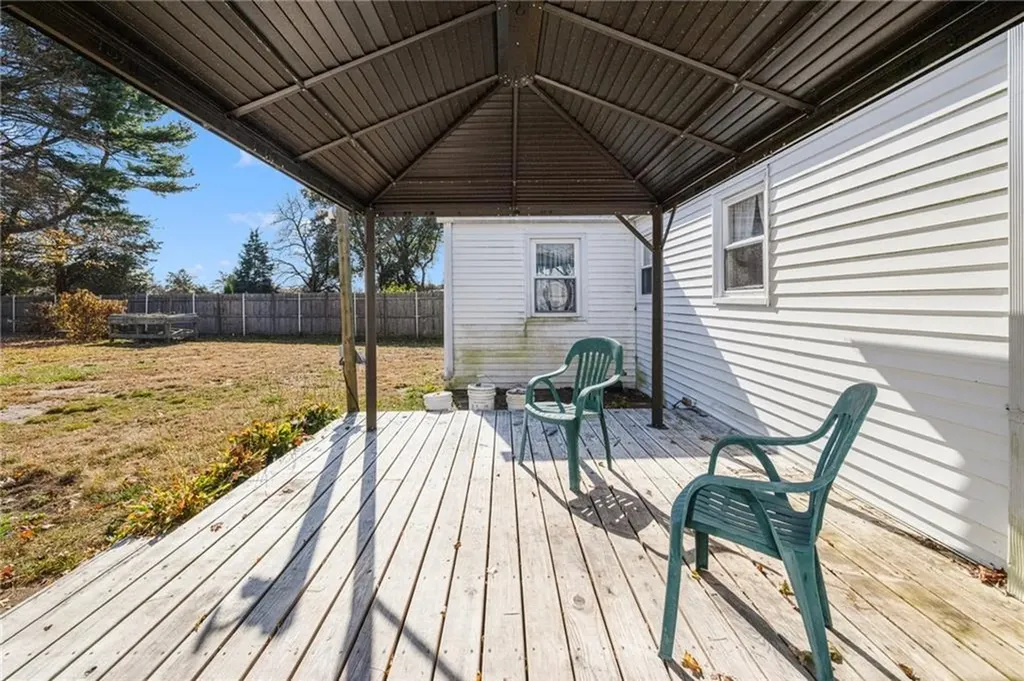 142 Missouri Drive Warwick RI 02886