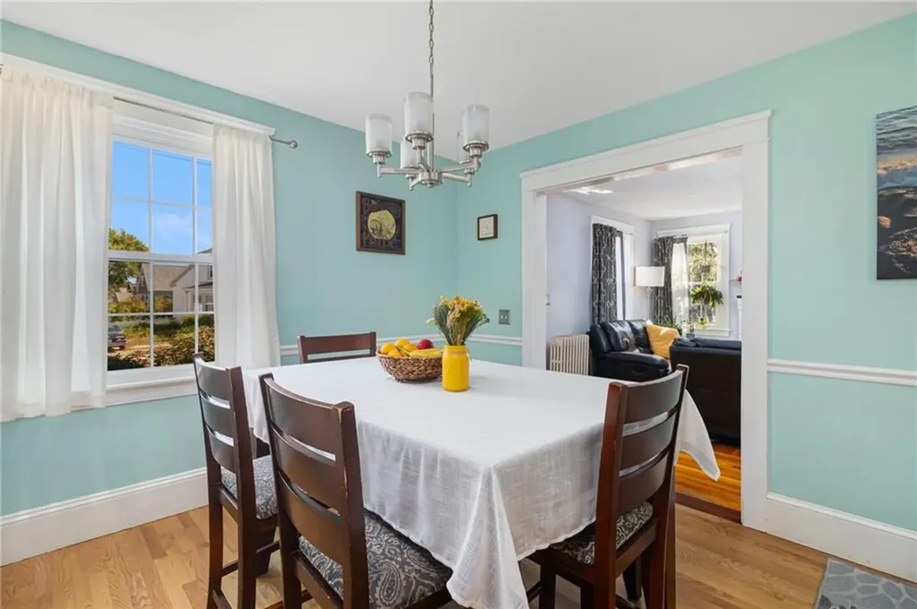 37 Parkside Drive Warwick RI 02888