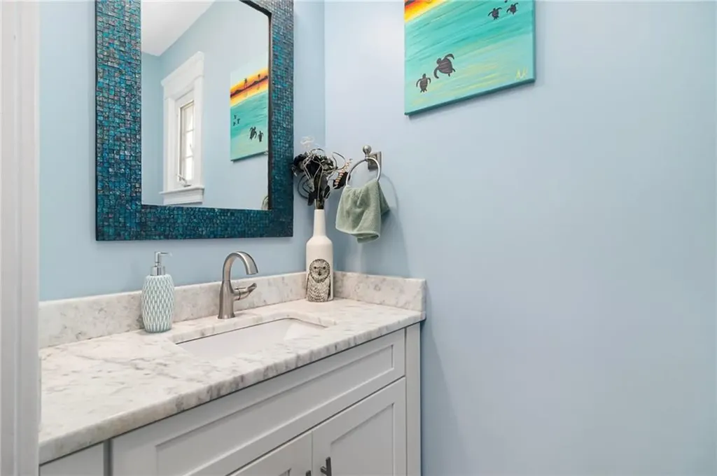 37 Parkside Drive Warwick RI 02888