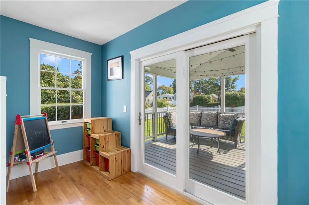 37 Parkside Drive Warwick RI 02888