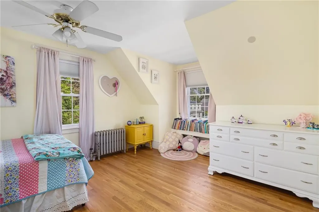 37 Parkside Drive Warwick RI 02888