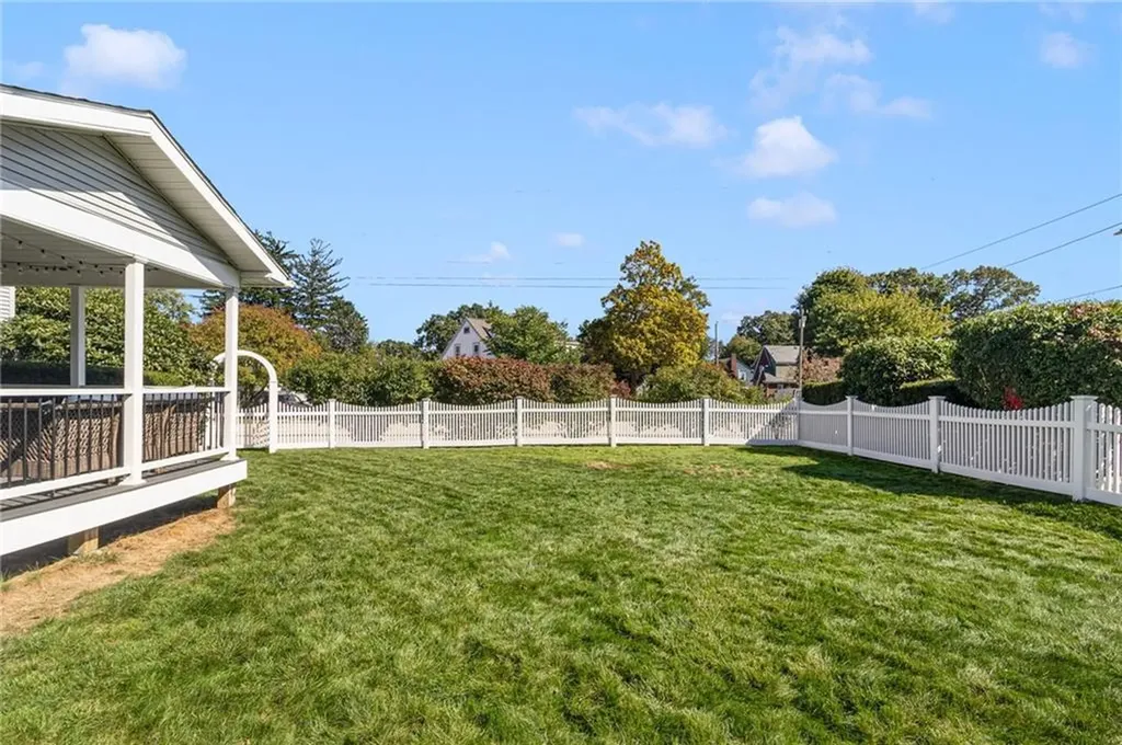 37 Parkside Drive Warwick RI 02888