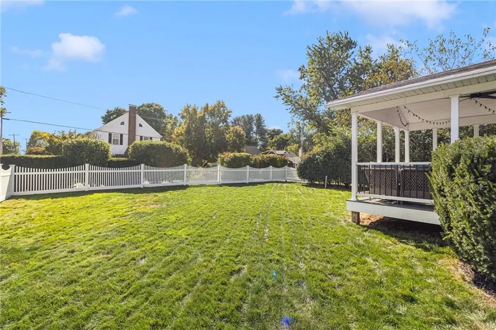 37 Parkside Drive Warwick RI 02888
