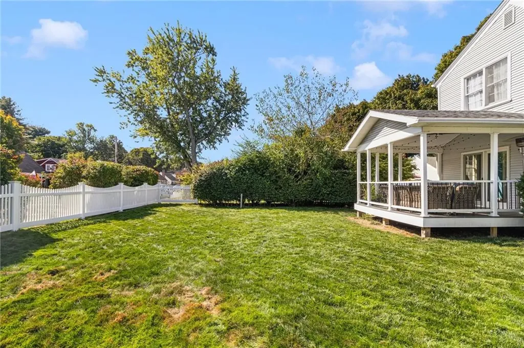 37 Parkside Drive Warwick RI 02888