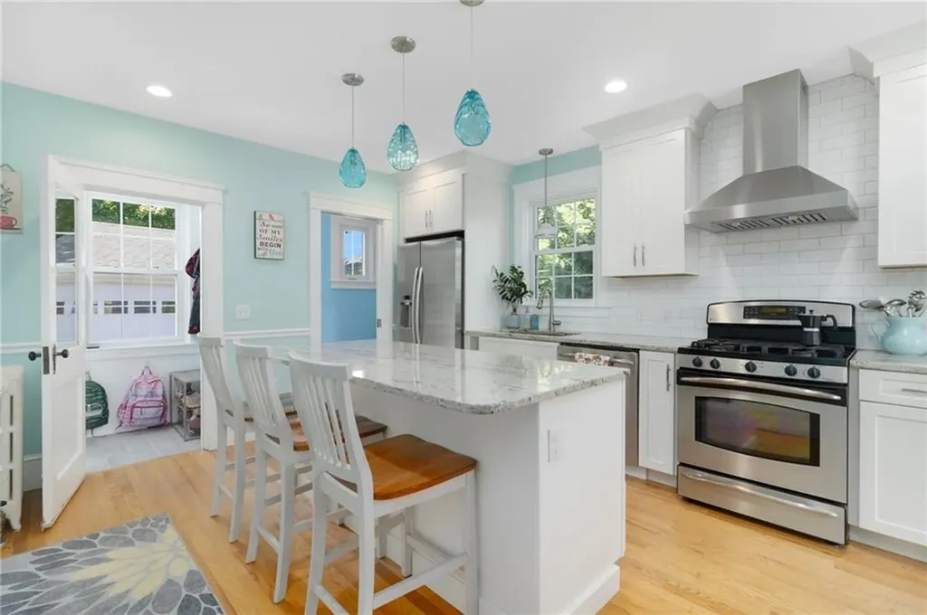 37 Parkside Drive Warwick RI 02888