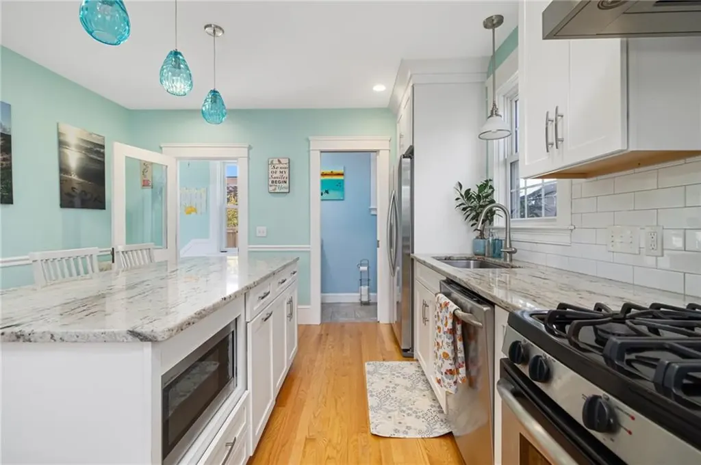 37 Parkside Drive Warwick RI 02888