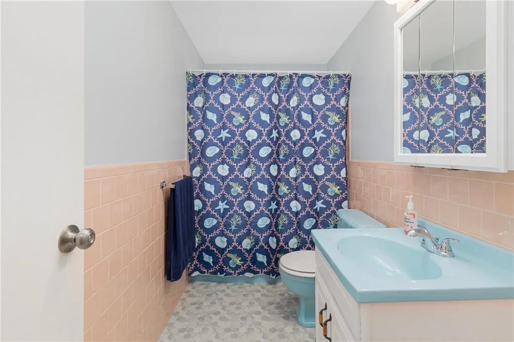 27 Priscilla Road Woonsocket RI 02895