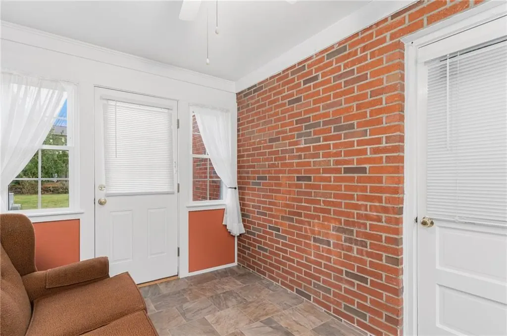 27 Priscilla Road Woonsocket RI 02895