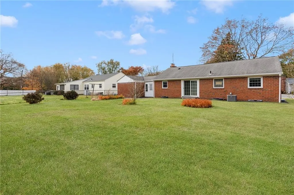27 Priscilla Road Woonsocket RI 02895