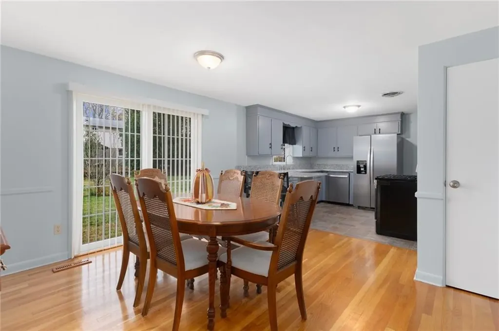 27 Priscilla Road Woonsocket RI 02895