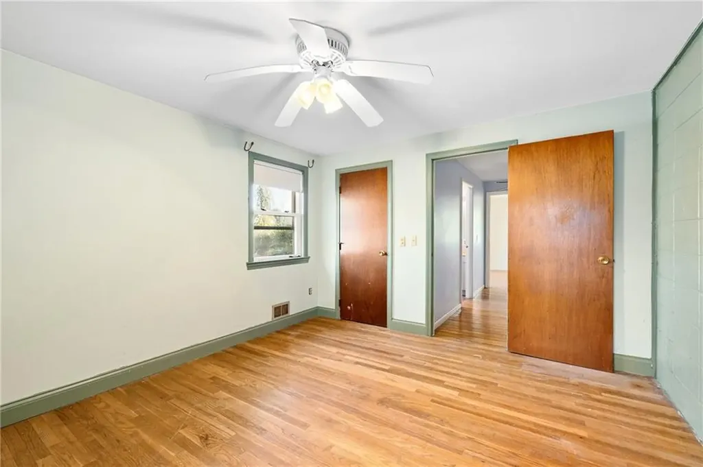 90 92 Loretta Street Cranston RI 02910