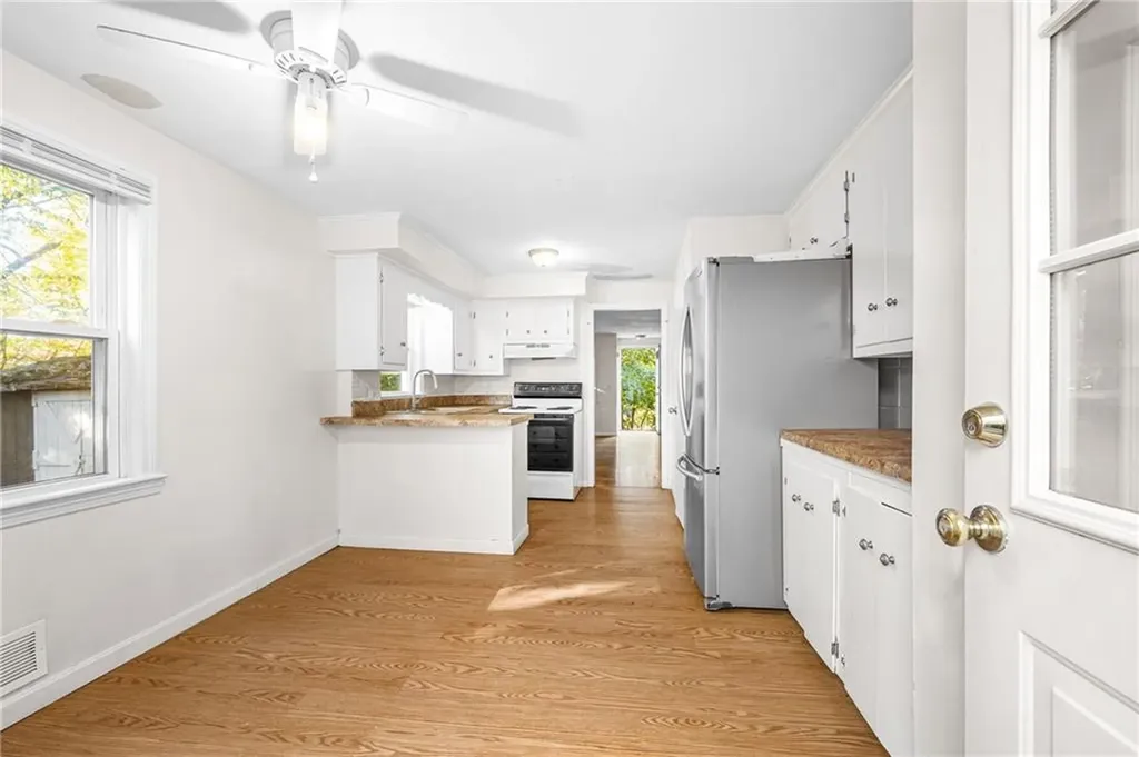 90 92 Loretta Street Cranston RI 02910