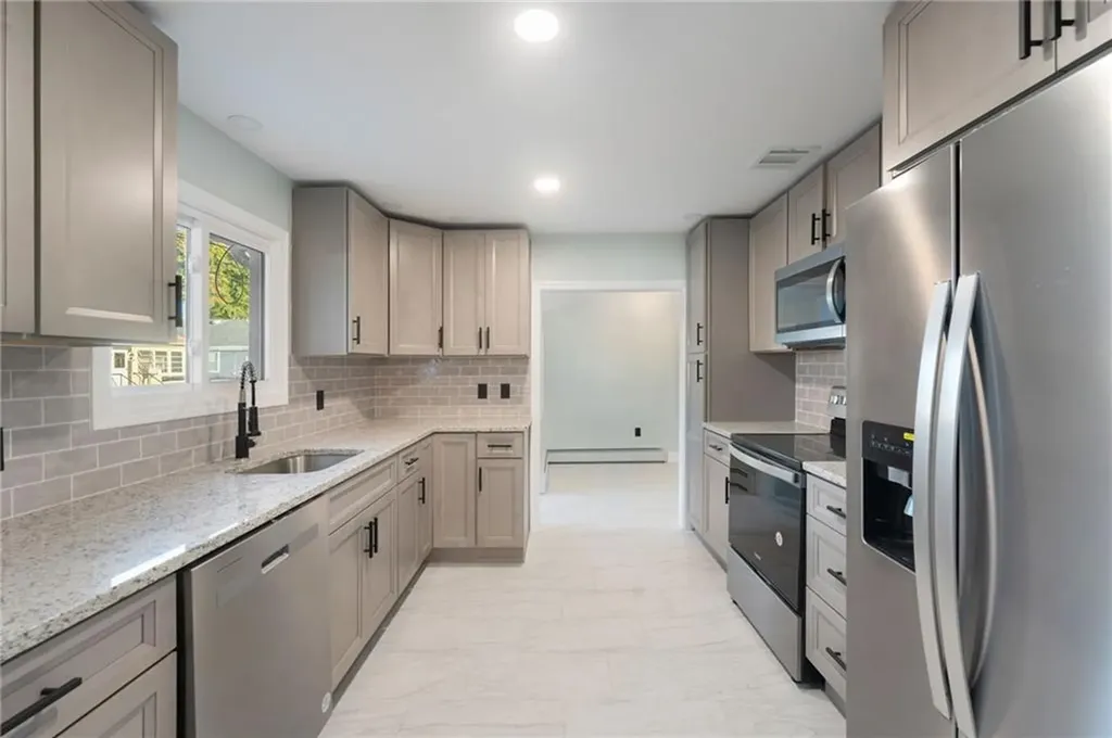 146 Senate Street Pawtucket RI 02861