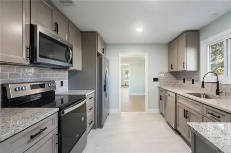 146 Senate Street Pawtucket RI 02861