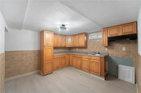 146 Senate Street Pawtucket RI 02861