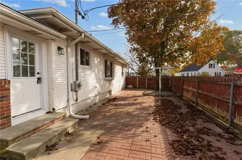 146 Senate Street Pawtucket RI 02861