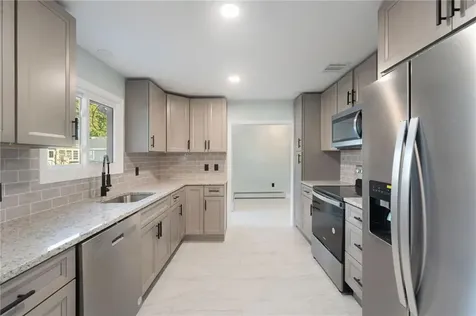 146 Senate Street Pawtucket RI 02861