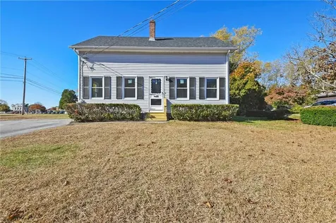 362 Market Street Warren RI 02885