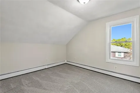 362 Market Street Warren RI 02885