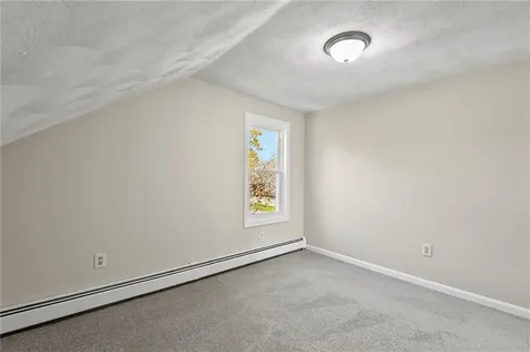 362 Market Street Warren RI 02885