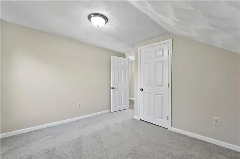 362 Market Street Warren RI 02885