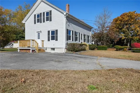 362 Market Street Warren RI 02885