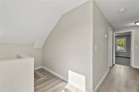 362 Market Street Warren RI 02885