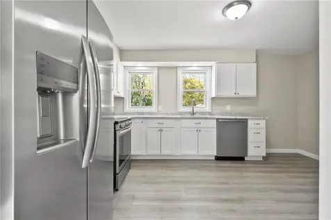 362 Market Street Warren RI 02885