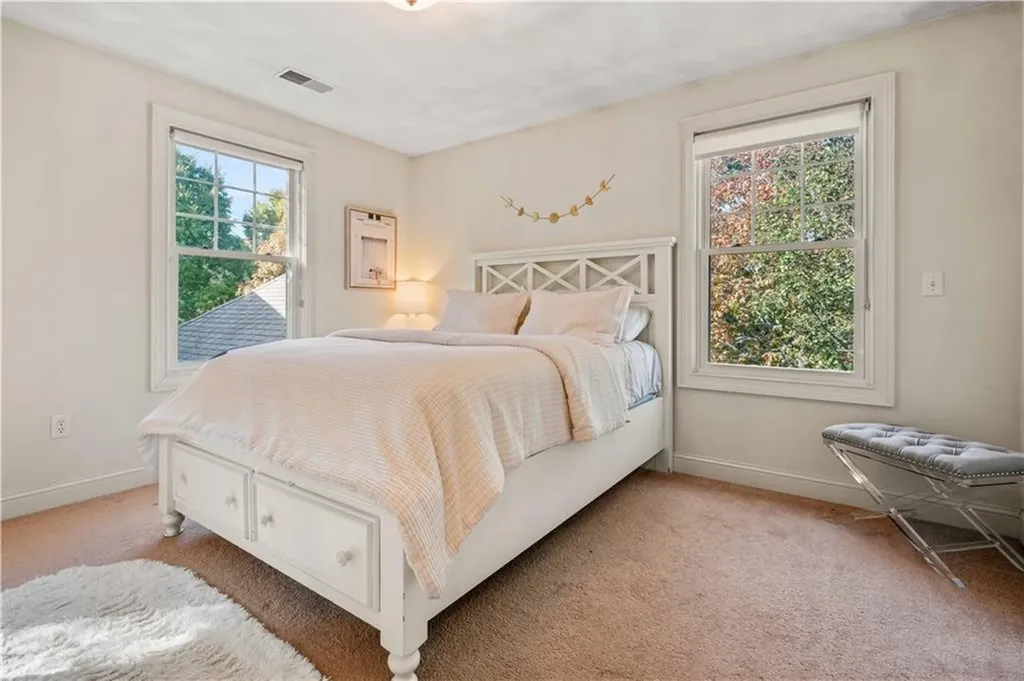 91 Waverly Street Warwick RI 02889