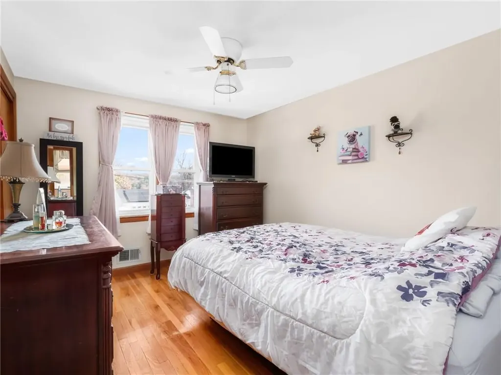 10 Lakeside Drive Smithfield RI 02917