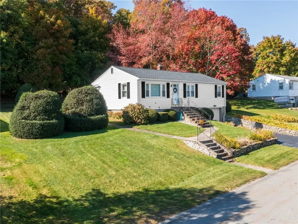 10 Lakeside Drive Smithfield RI 02917