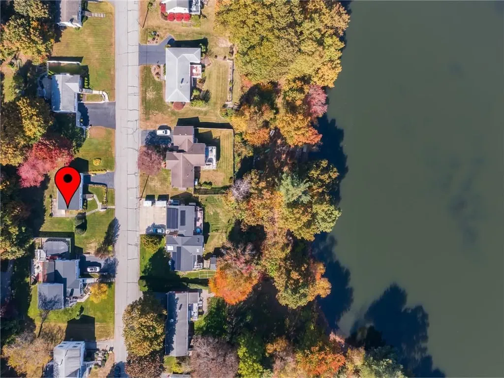 10 Lakeside Drive Smithfield RI 02917