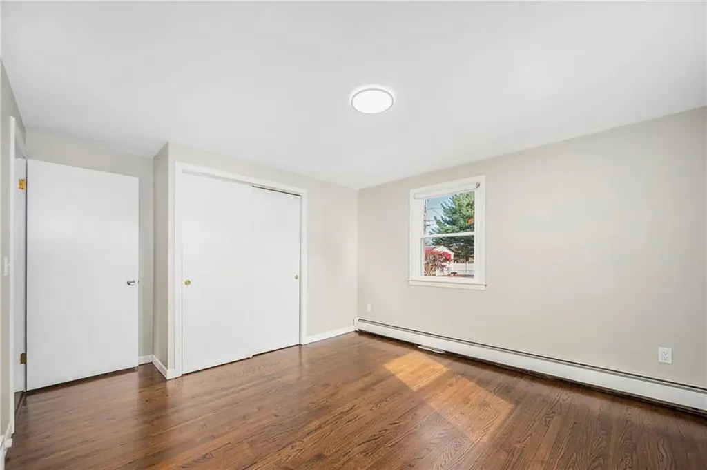195 Lake Garden Drive Cranston RI 02920