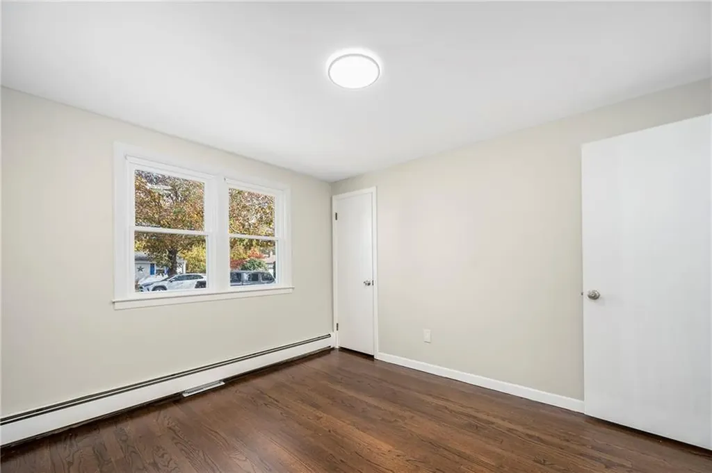195 Lake Garden Drive Cranston RI 02920